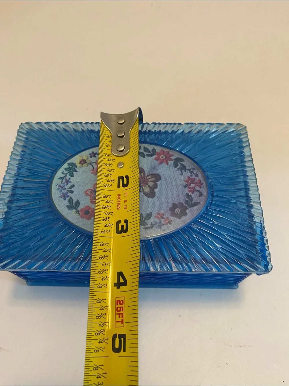 Vintage Lucite Jewelry Trinket Box BLUE Starburst Pattern w/insert; Hong Kong
